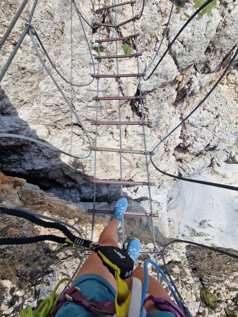 Kabantis tiltas via ferrata Cesare Piazzetta maršrute, Dolomitinėse Alpėse