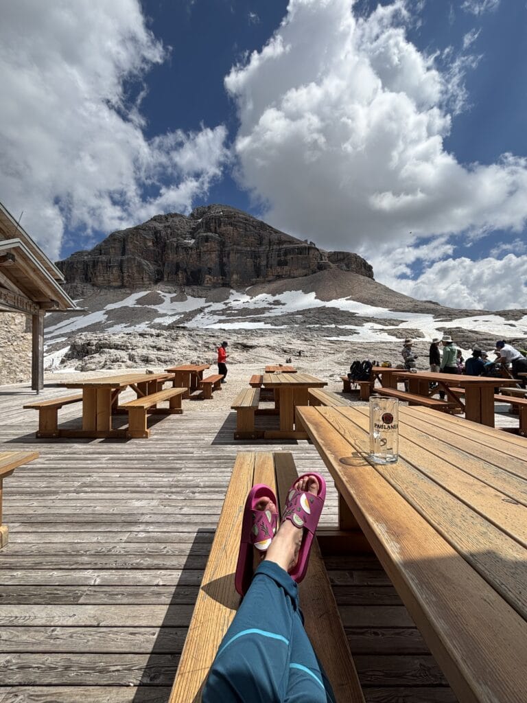 Piz Boe viršūnė žvelgiant nuo Rifugio Boe