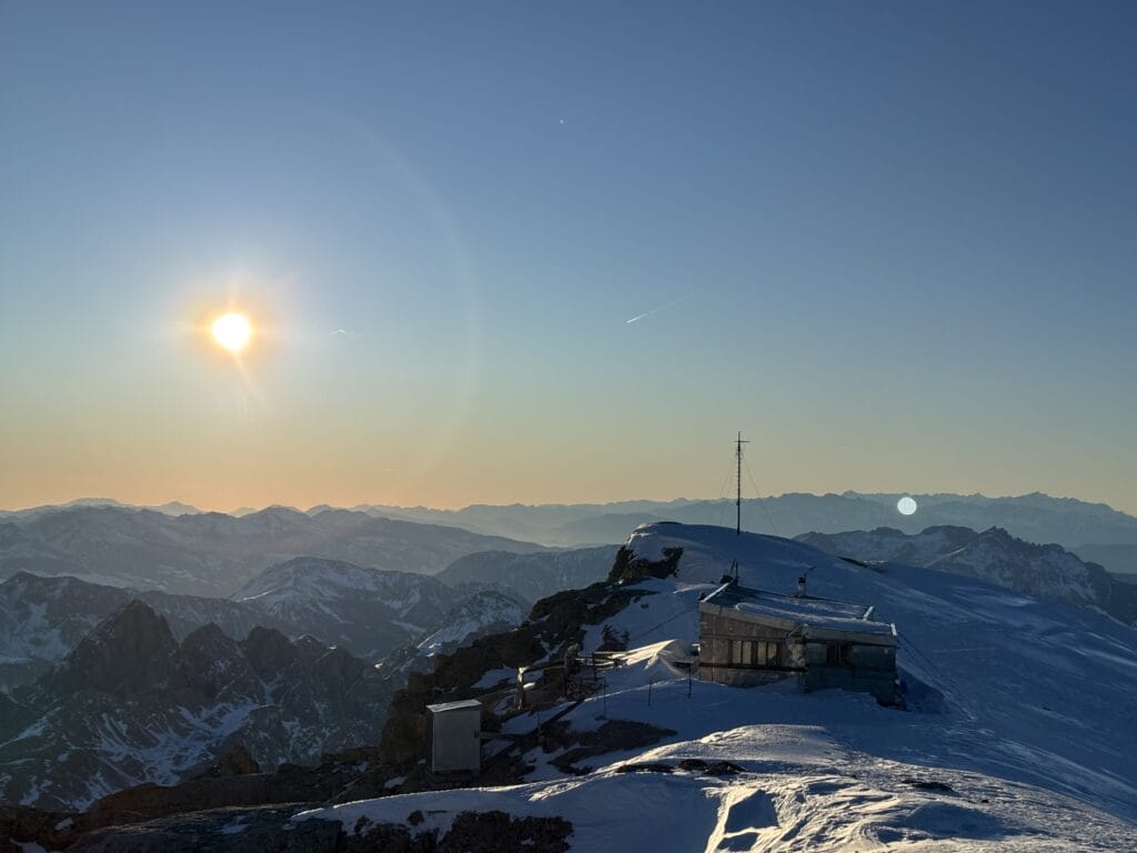 Žieminis kopimas į aukščiausią Dolomitų viršūnę: Punta Penia