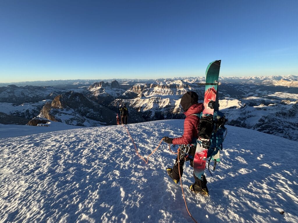 Žieminis kopimas į aukščiausią Dolomitų viršūnę: Punta Penia