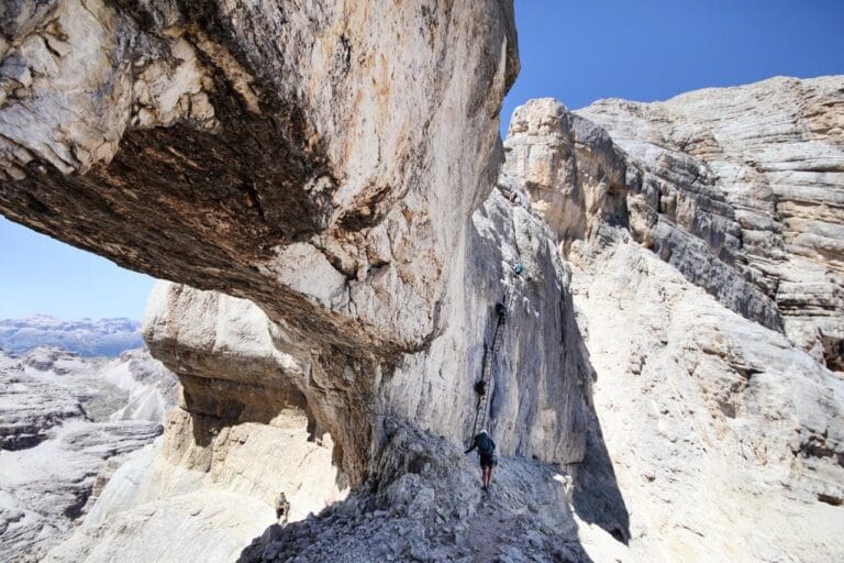 Natural rock arch in the via ferrata Gianni Aglio, Dolomites (Image author - Costanza Pirola)